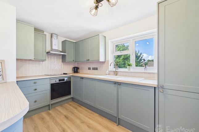 20, SUTTON FIELD, BORDON photo 2