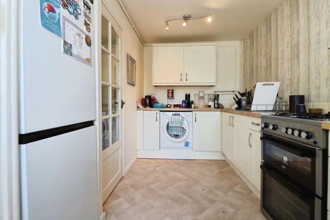 50, Henbury Court, Bristol photo 4
