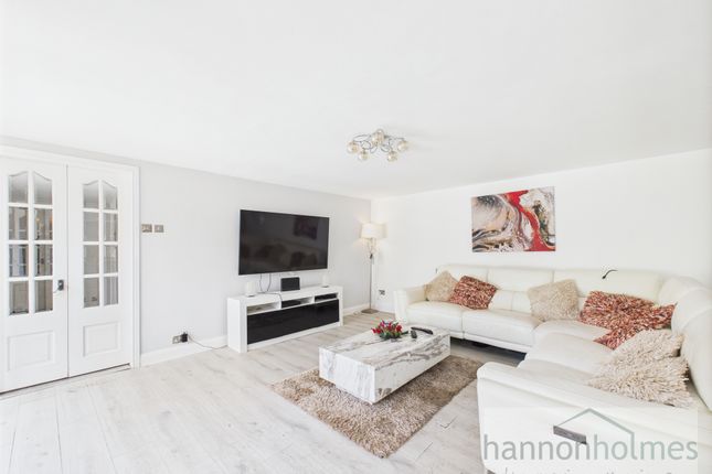 Cam05283G0-Pr0050-Still008