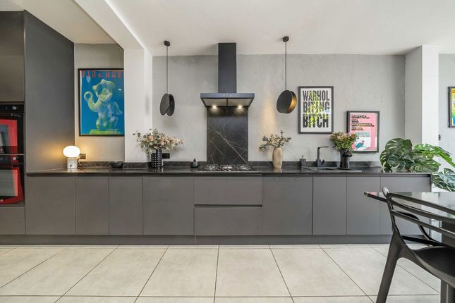 102, Playford Road, London photo 3