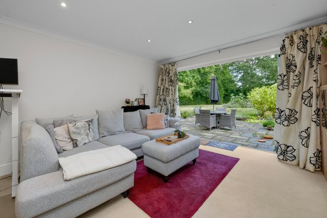 Flat 1, Kingswood Lodge, 65, Ashley Road, Surrey photo 3