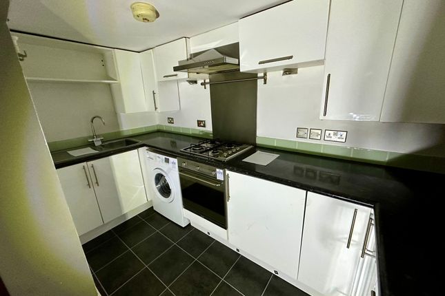 Flat for sale in West Cliff, Preston