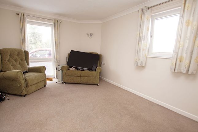18 Homefort House, 82, Stoke Road, Gosport photo 2