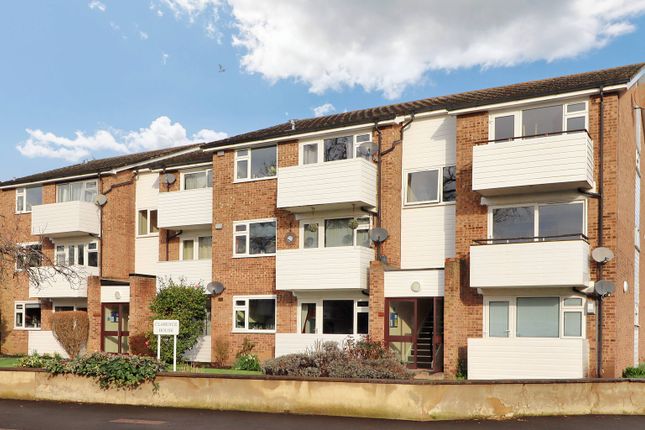 Flat for sale in Queens Road, Hersham Village, Walton On Thames