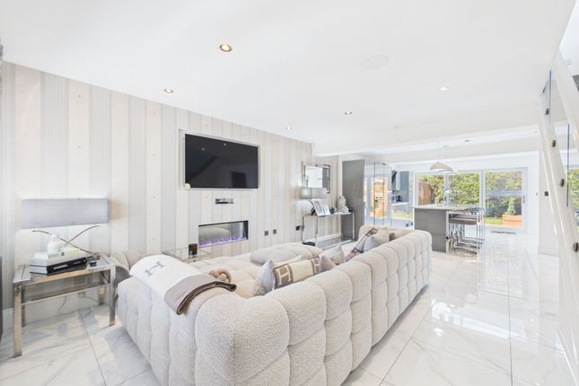 8 Harwich Grove, Liverpool photo 3