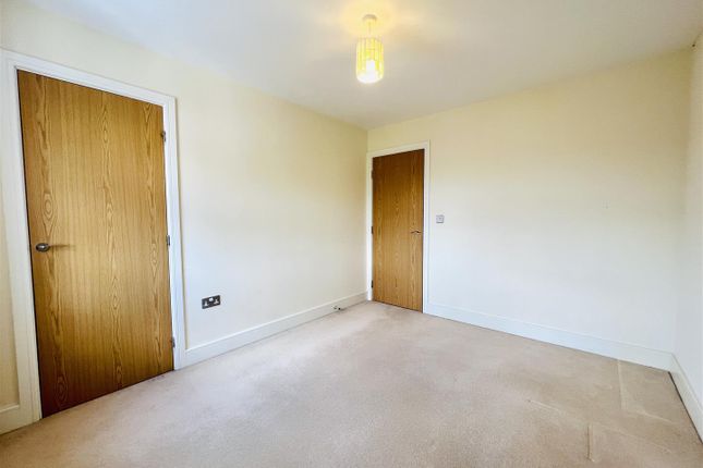 Town house for sale in The Chequers, Hale, Altrincham
