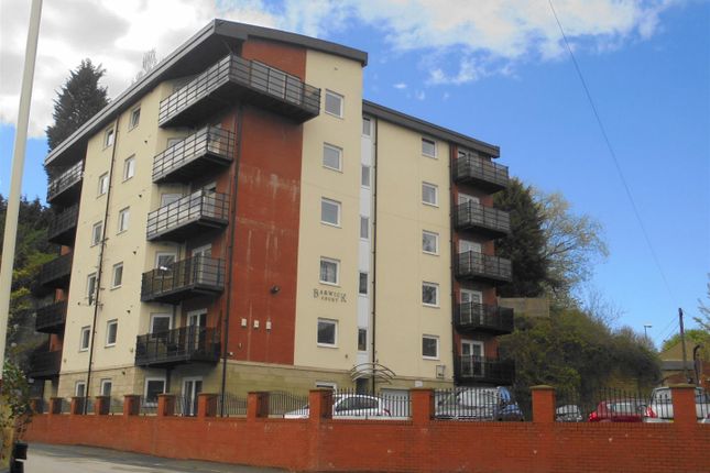 Thumbnail Flat to rent in Barwick Court, Station Road, Morley