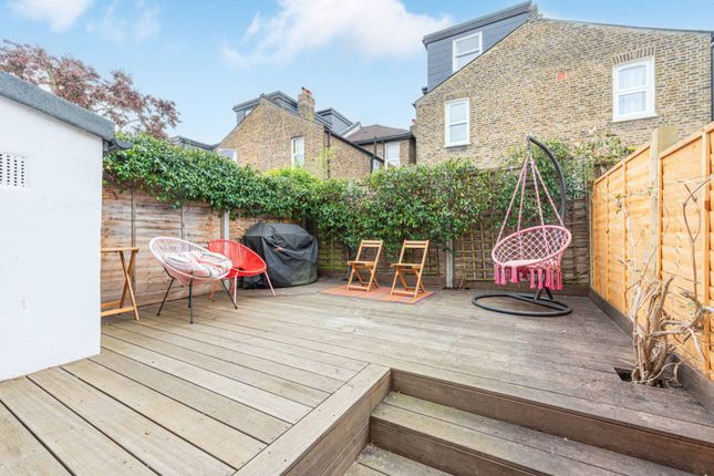 Thumbnail Flat for sale in Rodwell Road, East Dulwich, London