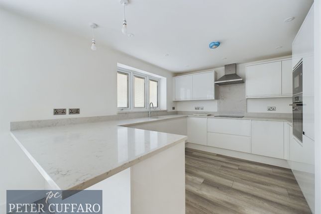 Plot 2, Walnut Tree Close, Nazeing photo 3