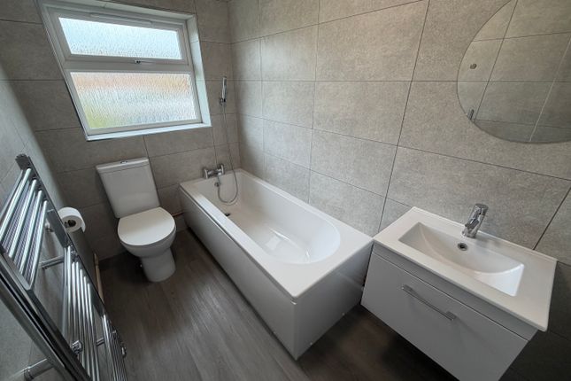 19, Peterborough photo 4