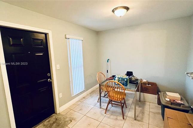 Town house for sale in 1999 Nw 5th Pl # 13, Miami, Florida, 33136, United States Of America