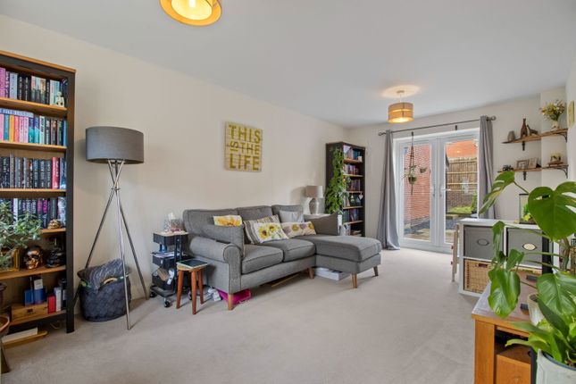 10, Wessex Grove, Worcester photo 2