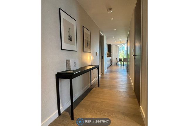 Apartment A, Carnation Way, London photo 3