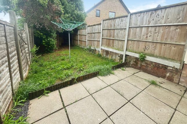 17, Evergreen Way, Bedfordshire photo 4