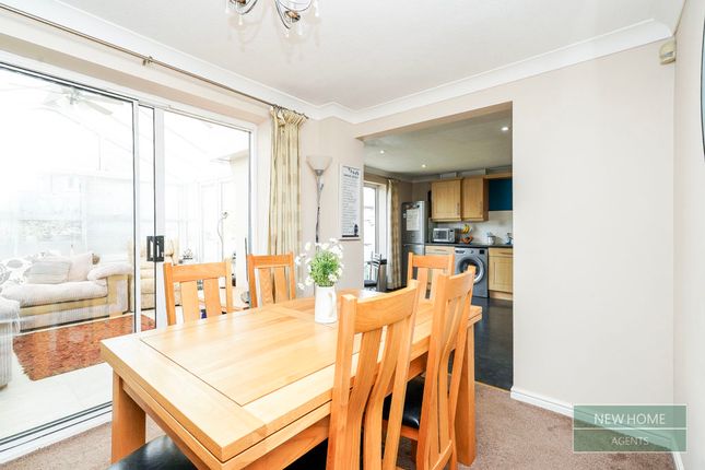 27, Ellesmere Close, Houghton Le Spring photo 5