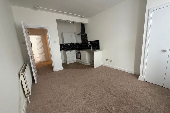 Neilston Road, Paisley, Renfrewshire, PA2 6EW, Renfrewshire photo 2