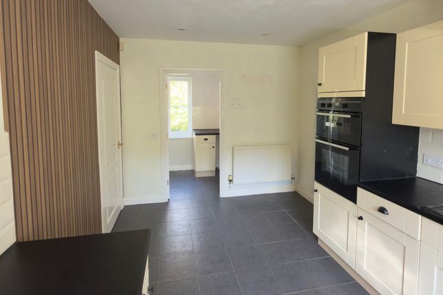 6, Chivrick Close, Sturminster Newton photo 5