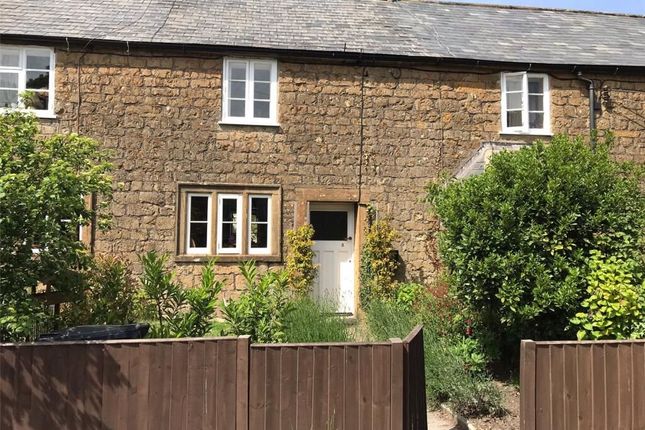 2-bed house on 3, Ilminster, £150,000