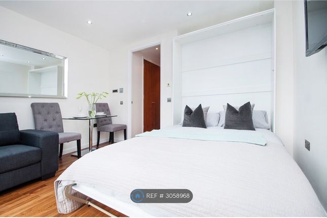 New Providence Wharf, Fairmont Avenue, London photo 5