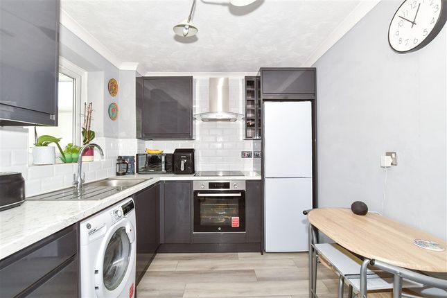 Woodlea Leybourne, West Malling photo 3