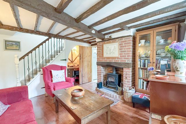 18, Whitecroft, Dilton Marsh photo 3