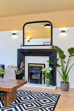 5, Baberton Mains Wood, Edinburgh photo 4