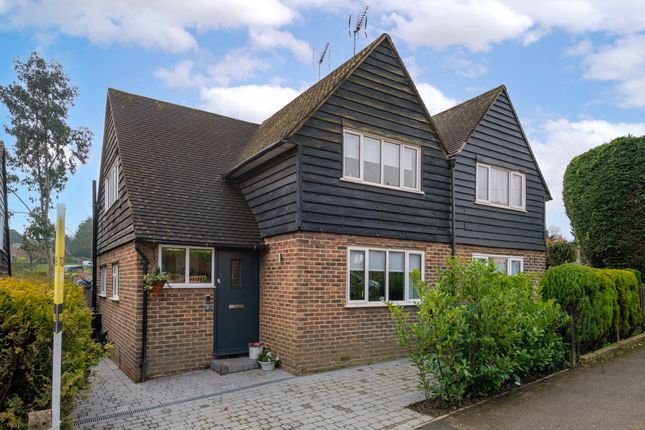 Thumbnail Cottage for sale in Godstone Road, Bletchingley