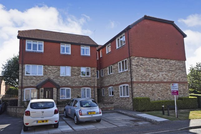 2 bed flat for sale in Ramshaw Drive, Springfield, Chelmsford CM2