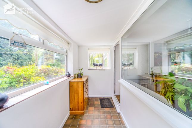 5, Whaddon Way, Bletchley photo 2