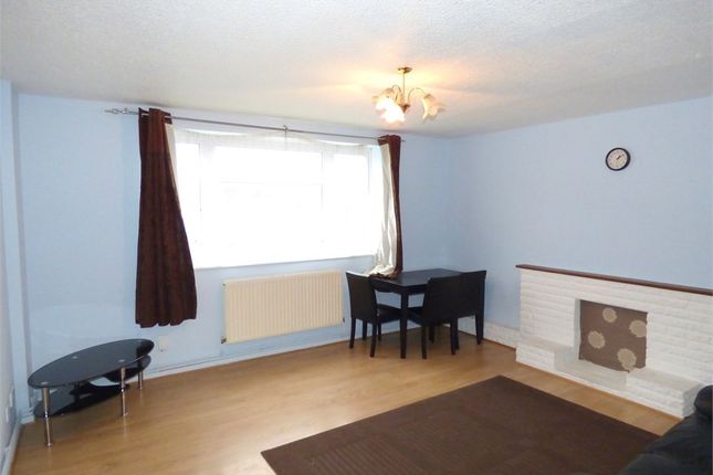 Thumbnail Flat to rent in Eden Close, Langley