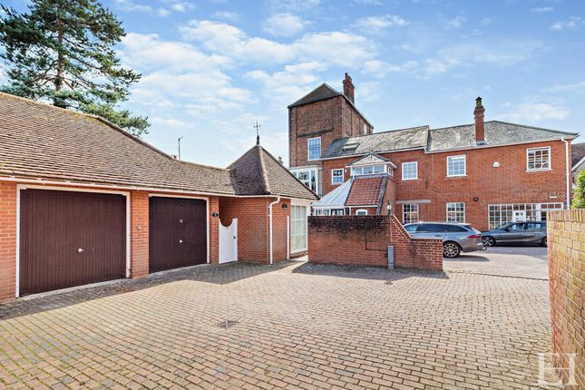 Thumbnail Town house for sale in Stone Place, Woodbridge