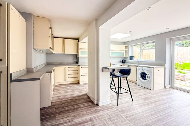 10, Rockhurst Drive, Eastbourne photo 3