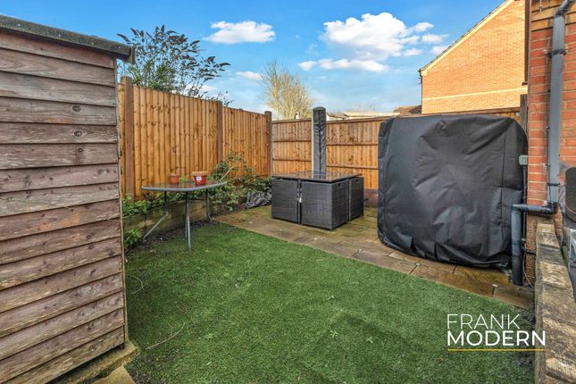 9 Station Avenue, Grantham photo 4