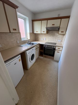 Flat 6, 13, Cobbett Road, Southampton photo 3