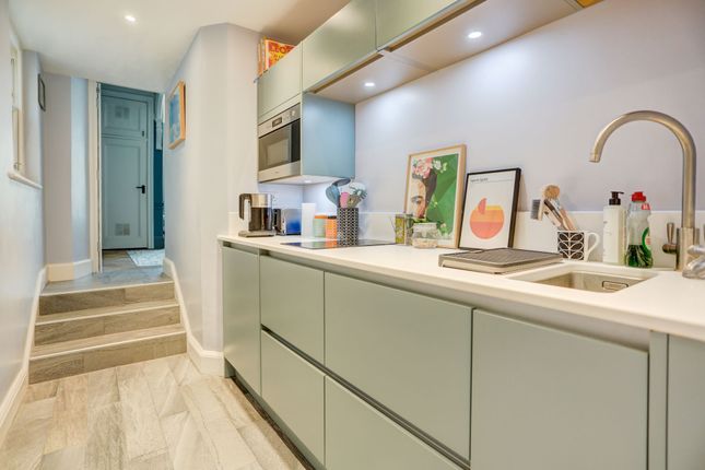 Flat 3, 8 Grand Avenue, Hove photo 3