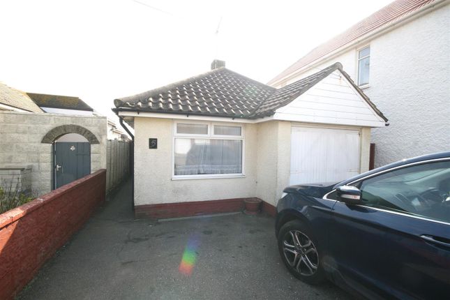 Thumbnail Property to rent in Hoddern Avenue, Peacehaven