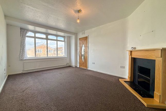 19 Birsmore Avenue, Leicester photo 4