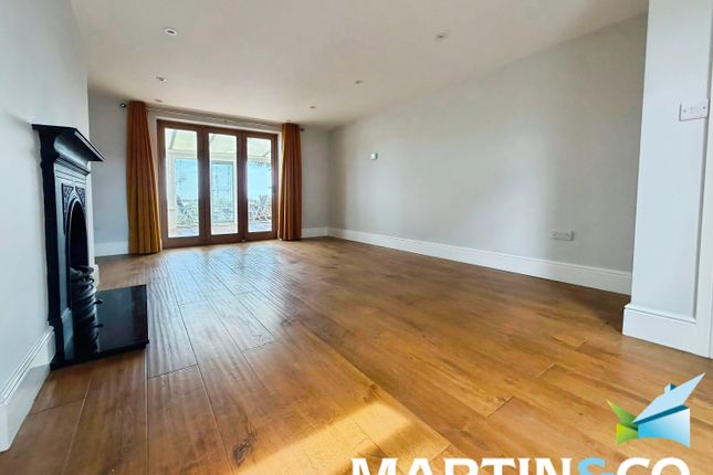107, Station Road, Wakefield photo 3