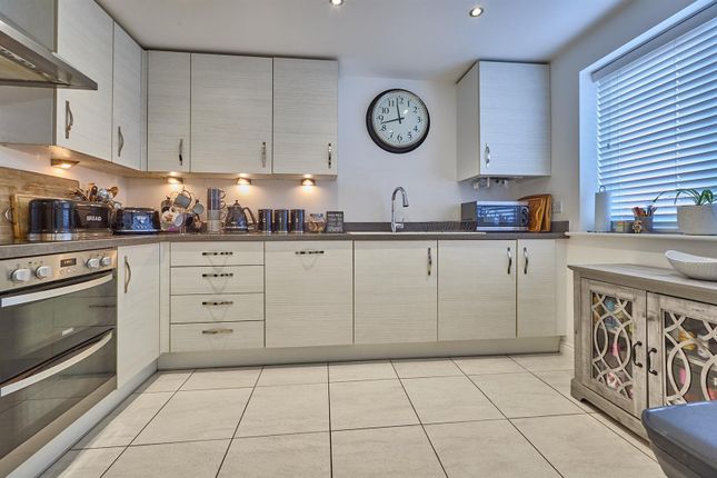 85, Sansome Drive, Hinckley photo 2