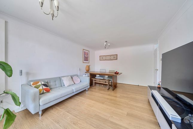 Flat 1, Vectis Court,, Talbot Close, Southampton photo 4
