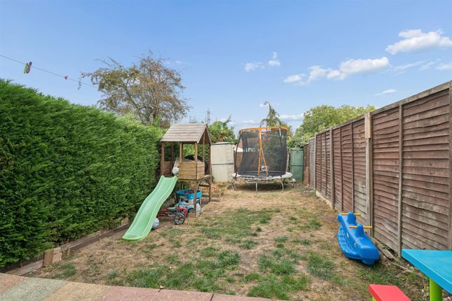 43, Southwood Close, Worcester Park photo 3