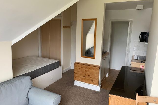 Thumbnail Room to rent in Northanger Road, London