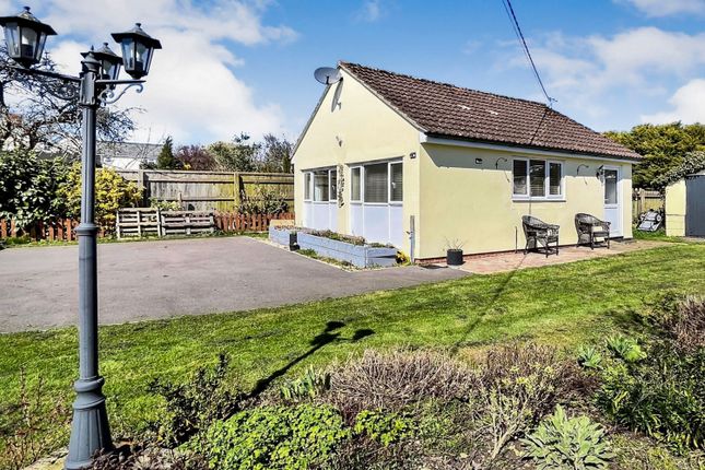 Detached bungalow for sale in Trevena, New Zealand, Calne