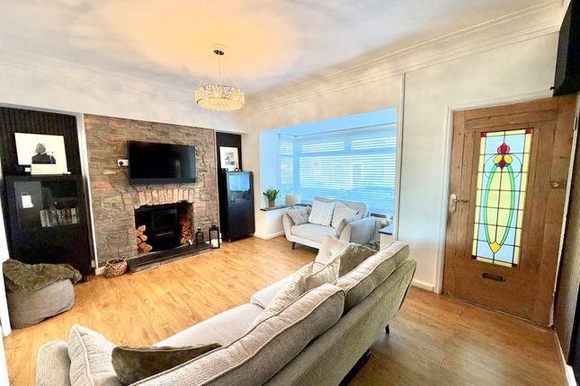 58, Smiths Road, Swansea photo 3