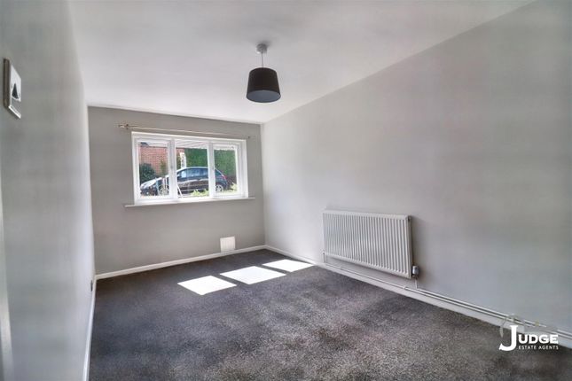 Flat for sale in Poplars Close, Groby, Leicester