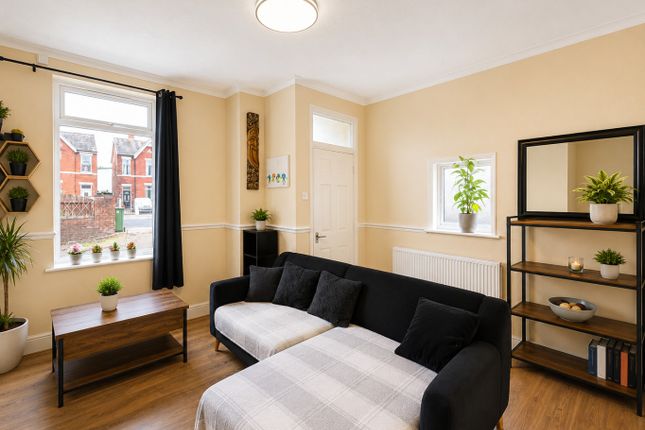 25, Thornton Road, SOUTHPORT photo 4