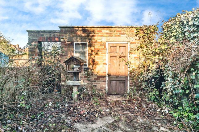 Terraced house for sale in Cranborne Avenue, Surbiton