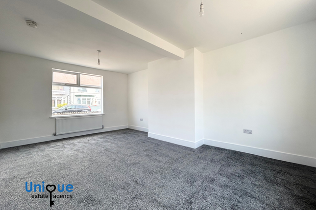11, Westfield Avenue, Fleetwood photo 2