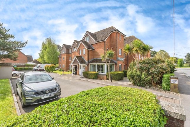 Flat for sale in Heathlands Court, Southampton