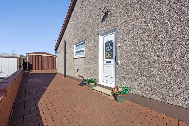 13 Meadow Crescent, Pontypridd photo 4